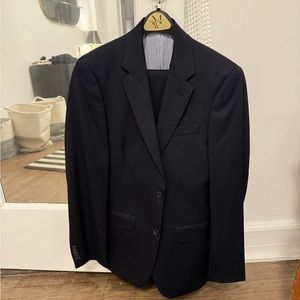 Tommy Hilfiger Suit (36 R x 30 R)